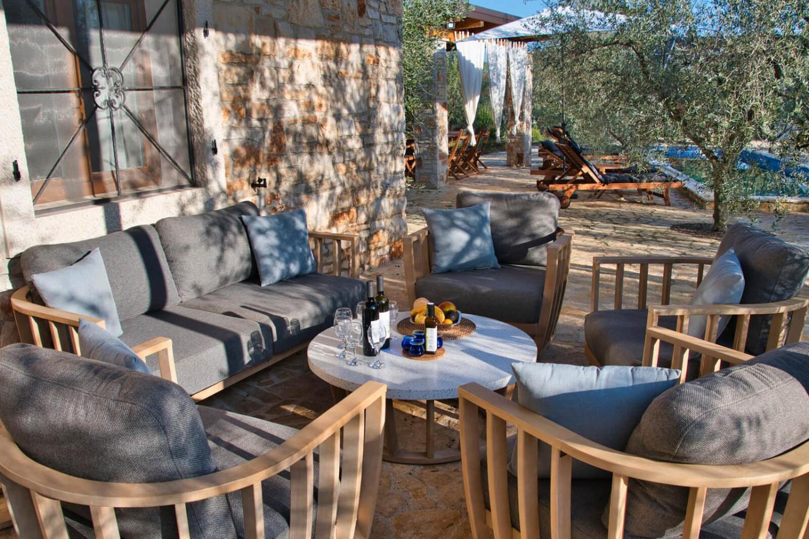 Magnificent Eco Villa Valencano Bale Exterior photo